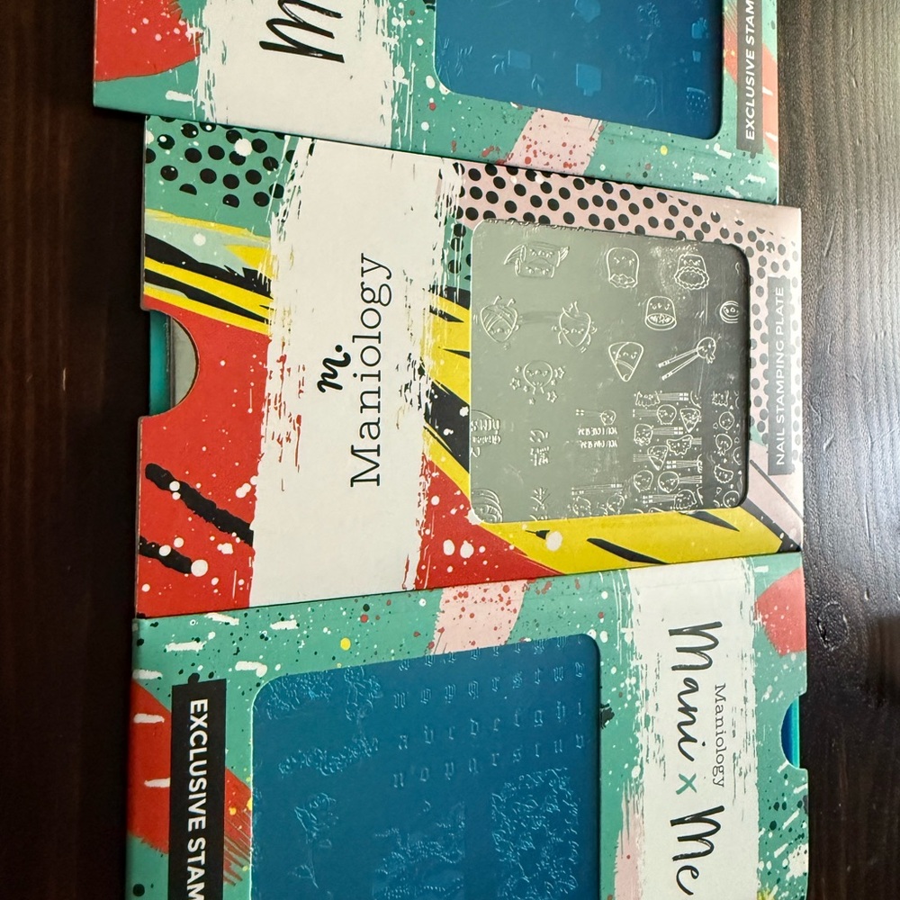Maniology Nail Stamping Plates Travel Set